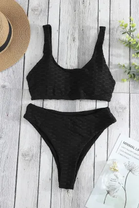 Bikini acanalado de bordes festoneados negros para mujer