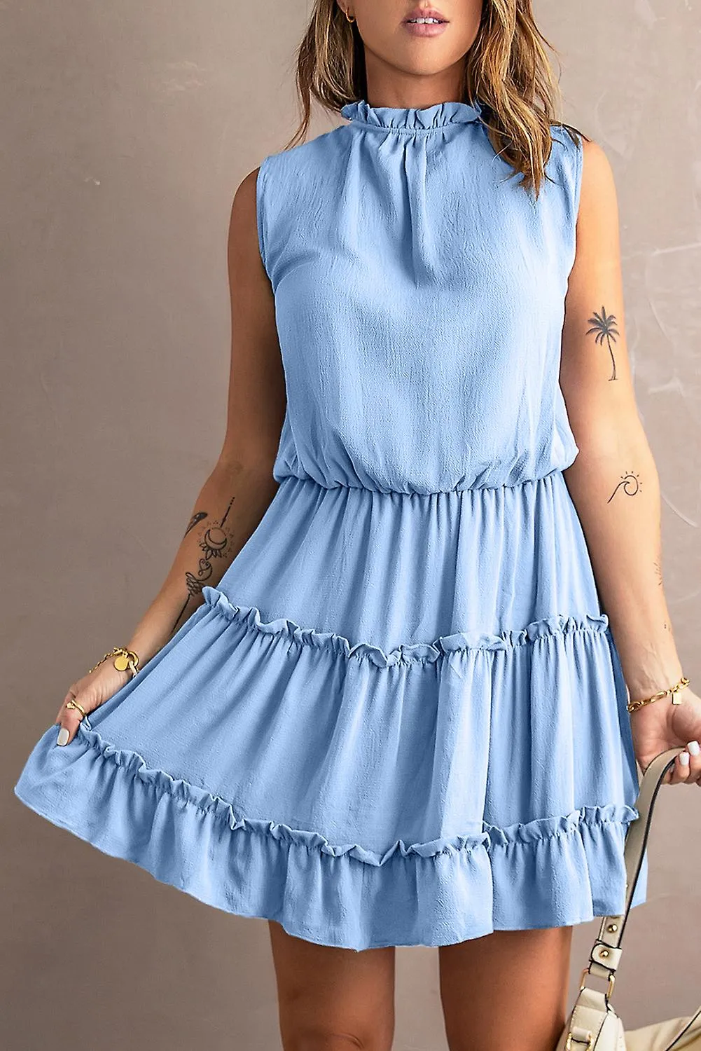 Mujer azul cielo sin mangas V cuello con volantes swing mini vestido