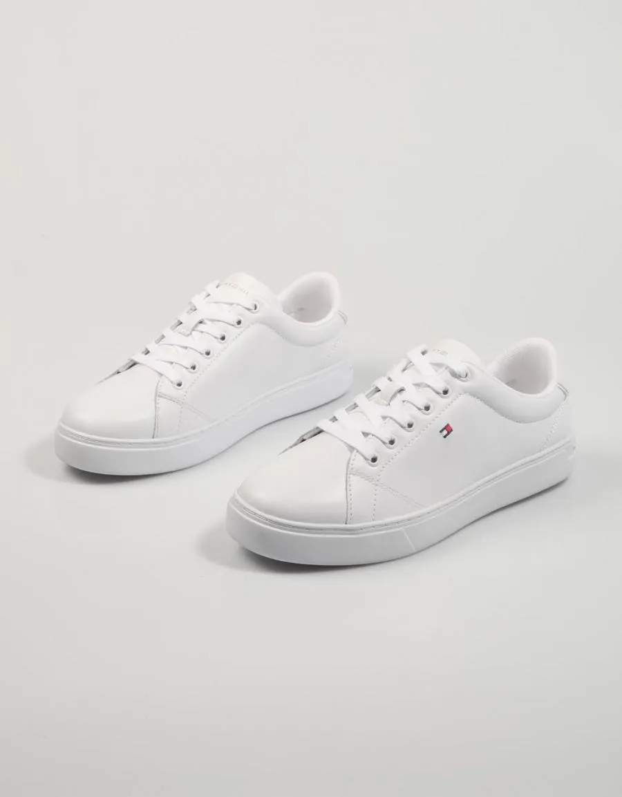  sneakers TOMMY HILFIGER Essentials en White 82861