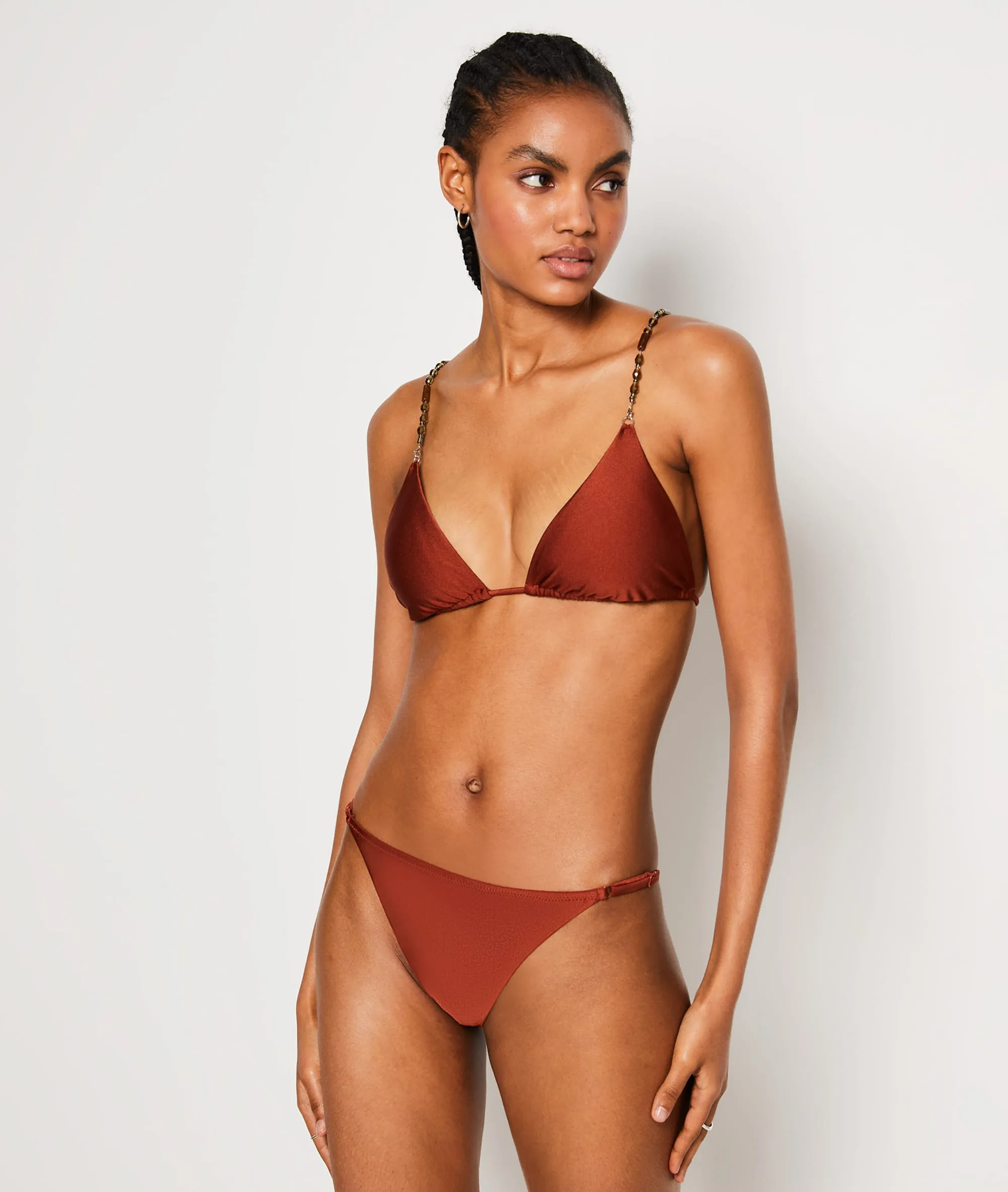 Sujetador bikini triángulo satinado, adornos tirantes STRAP SWIM BRIQUE ROUX - ETAM